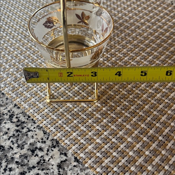 Libbey Frosted and Golden Leaf Pattern Serveware Set - Picture 14 of 14